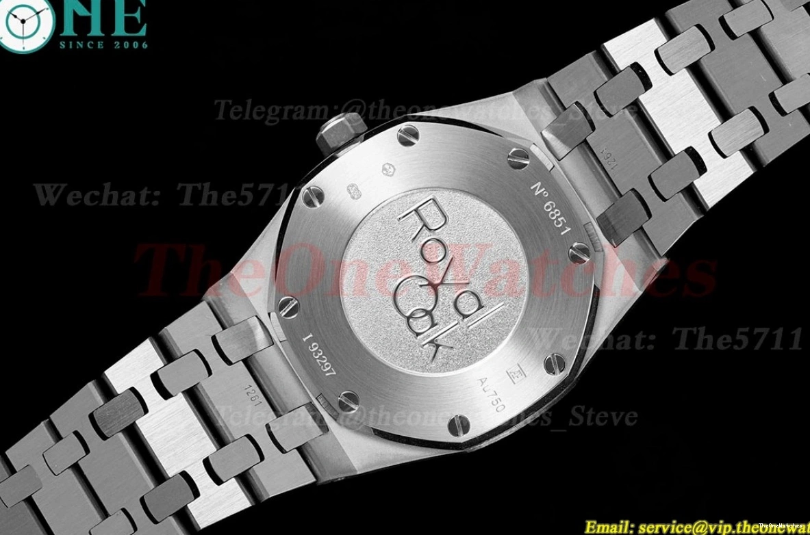 67650 Royal Qtz White SS SS Oak Swiss Ladies 33mm ZF 0519